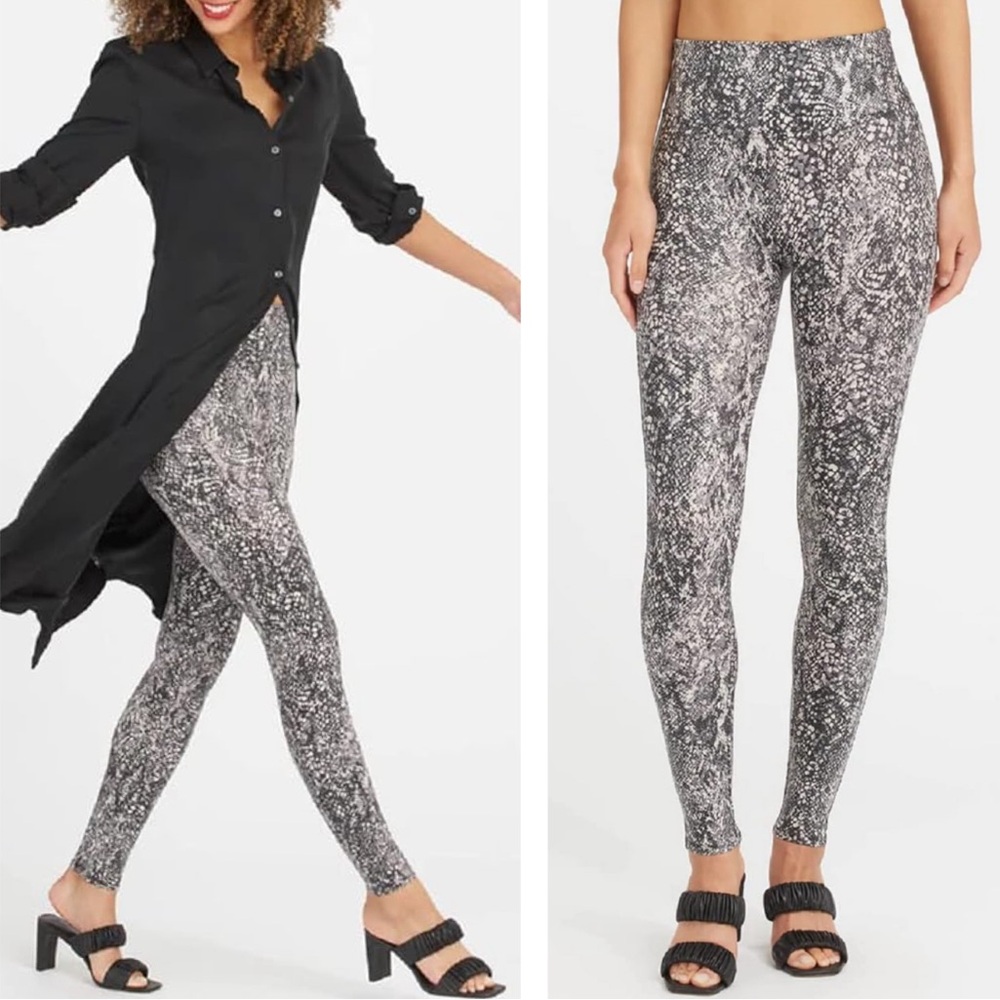 Spanx NWT 20324R Faux Leather Snake Shine Stretch Ankle Leggings Size Large